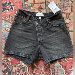 Abercrombie & Fitch Curve Love The Dad Short High Rise